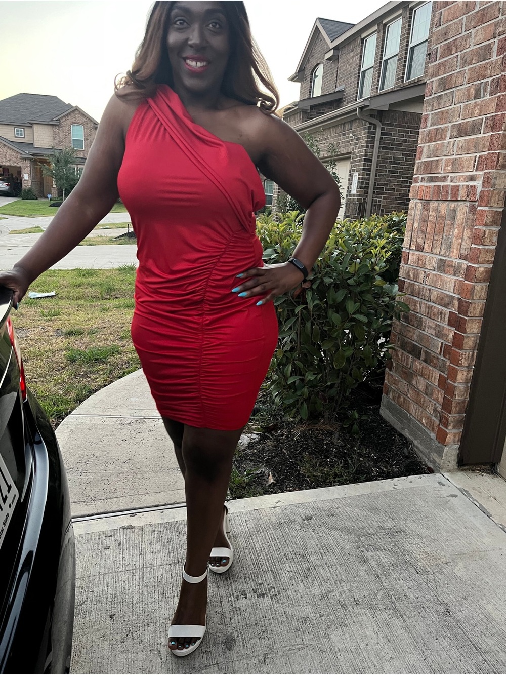 One-Shoulder Red Ruched Midi Dress - Picture 2 of 5